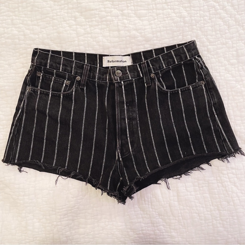 EUC Reformation black and white pinstriped “Dixie Shorts”, size 29